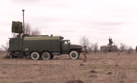 Доліталися. На Луганщині українські прикордонники збили два російські дрони