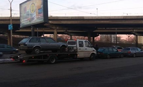 Евакуація автомобіля — коли і чому варто скористатися послугами професійної компанії