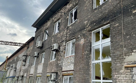 11 квітня ворог поцілив по багатоповерхівці в Торецьку. Чи є постраждалі