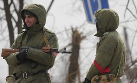 У Скадовську мобілізованих окупантів селять у школах, де вчаться діти