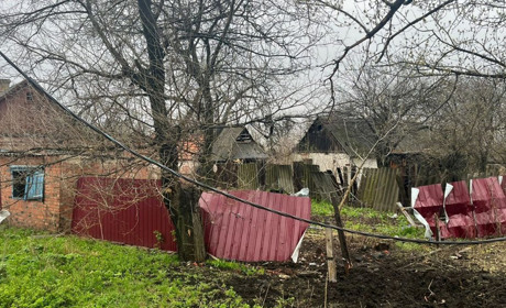 Курахівську громаду 12 квітня тричі обстріляли. Пошкоджено більше 20 будинків