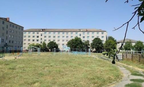 “Офіційна” катівня і тюрма. У Генічеську зареєстрували управління росгвардії в училищі №17