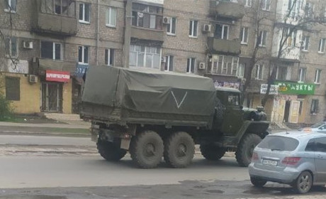 росіяни втікають із Мелітополя до Маріуполя — партизани "Атеш"