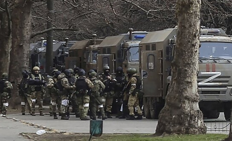 Окупанти майже у відкриту готуються до евакуації з Бердянська