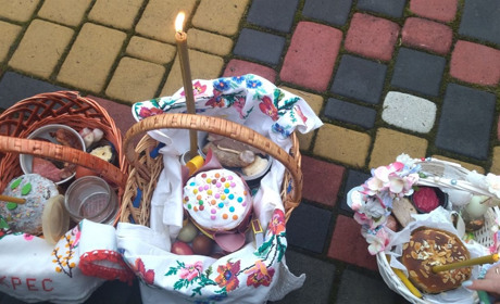 Великодня ніч та святкові богослужіння у Вараському районі пройшли без інцидентів