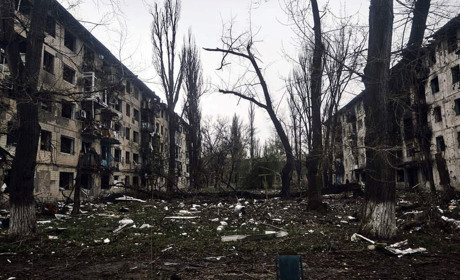 З Авдіївки евакуювали ще одну дитину. Скільки ще лишається в місті на лінії фронту