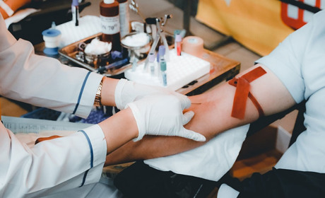 Скільки послуг безкоштовно може отримати пацієнт медзакладу за Програмою медичних гарантій?