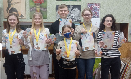 Первомайські художники здобули 8 призових місць у міжнародному конкурсі