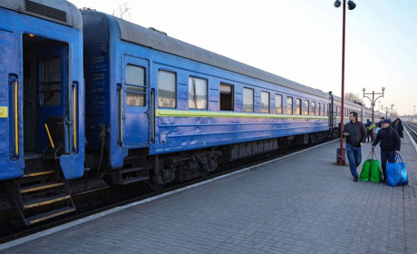 Укрзалізниця відновлює сполучення до Покровська: який графік поїздів?