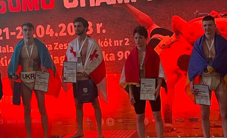 Южноукраїнські сумоїсти на Чемпіонаті Європи здобули низку нагород у різних вагових категоріях