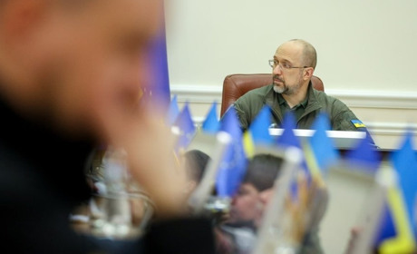 Одночасна робота в сотнях міст і селищ: Тростянець включили до державної програми відбудови України