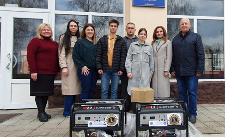 60 генераторів передали школам і садочкам Кіцманської, Мамаївської і Неполоковецької громад