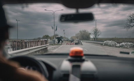 На Каннському фестивалі покажуть фільм про переселенців з України