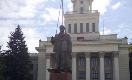 У Новій Каховці замість параду буде “віртуальний полк”