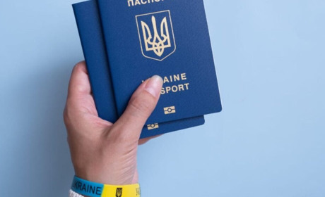 У Іспанії розпочав роботу український "Паспортний сервіс": де і які документи можна оформити?