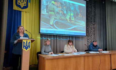 Із позачергової сесії Первомайської районної ради: нотатки журналістки-депутатки