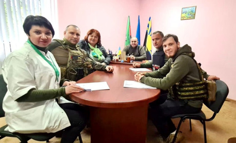 Благодійний фонд надав гуманітарний вантаж Торецькій медсанчастині: що отримали лікарі