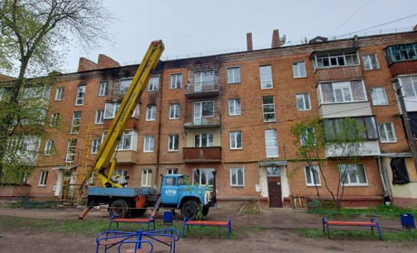 В Чернігові завершується ремонт будинків, пошкоджених бойовими діями. Скільки будівель відновили