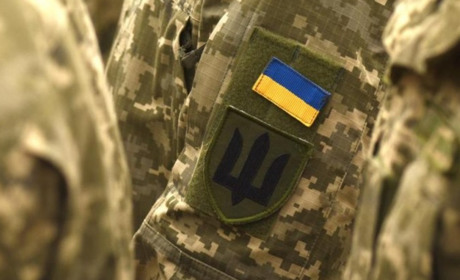 Російським військовослужбовцям у Брянській та Курській областях видали українську військову форму