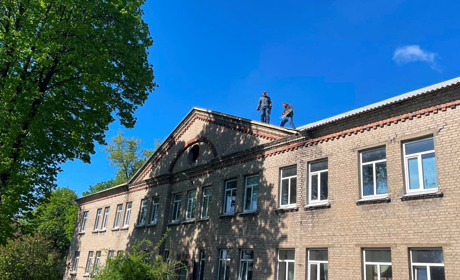 У Покровську відремонтують гуртожиток для переселенців. Хто зможе туди заселитися