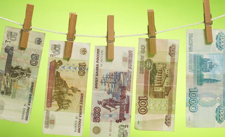 Які зарплати платять окупанти у Бердянську