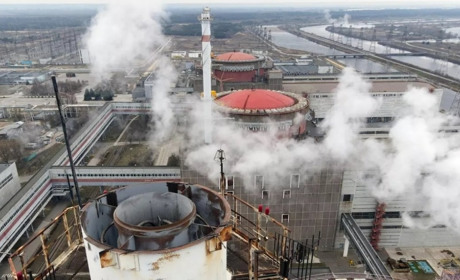 Росіяни розмістили військову техніку та вибухівку в четвертому енергоблоці ЗАЕС