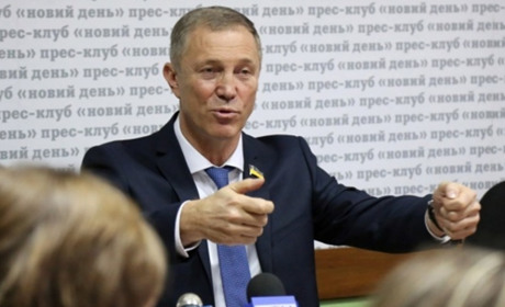 ВАКС конфіскував готель, дім, три квартири та частково бізнес колаборанта Володимира Сальдо