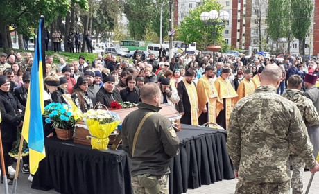 Українці прощаються з Героями, які загинули у Волноваському районі. Про ситуацію на сьогодні