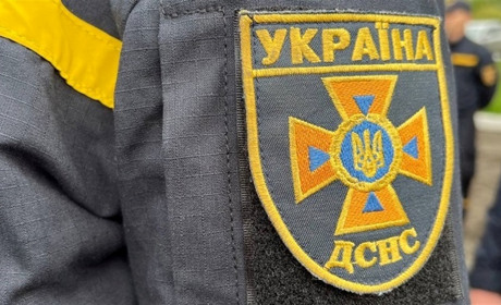 Рятувальники Рахова врятували травмовану жінку у горах