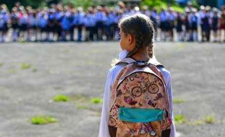 На Луганщині ще п’ятьом освітянам оголошено підозру. Що робили колаборанти у школах