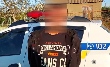 Вдарив ножем у серце: на Одещині чоловік вбив свою співмешканку та викликав поліцію