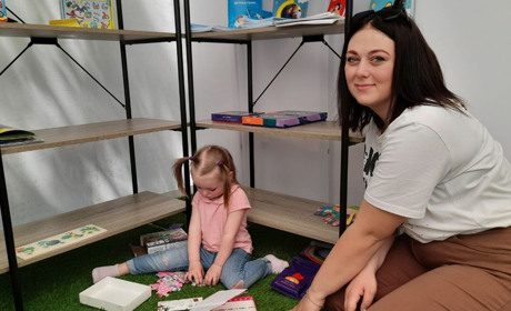 Дитячий простір від UNICEF у Краснограді: які активності пропонують та скільки коштує візит