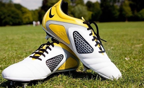 Бутси для футболу: яку краще обрати лінійку Adidas