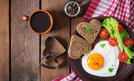 Ранковий заряд бадьорості: ідеї смачних та корисних сніданків