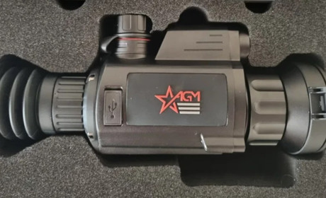 Тепловізійний приціл AGM для військових: Бачення у світлі темряви