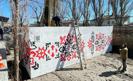 У Херсоні продовжують ремонтувати та закуповувати укриття цивільного захисту
