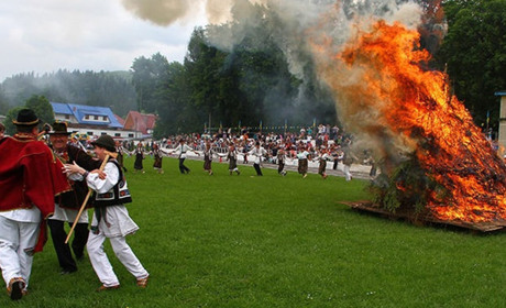 Не можна пропустити! У Рахові «палатиме» благодійний «Рахів Фест 2023»