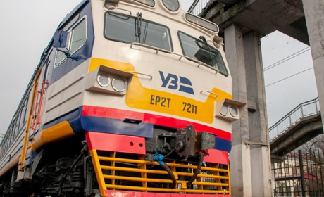 З'єднаємо більше міст: графік руху поїздів через Полтавщину на літній сезон