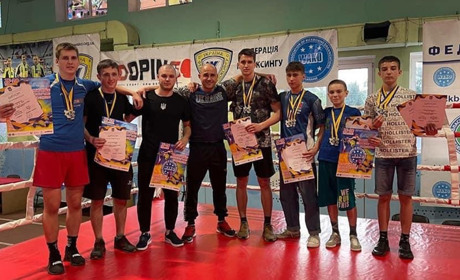 Спортсмени зі Сміли взяли участь у Чемпіонаті України з кікбоксингу