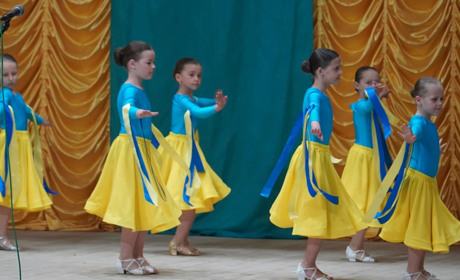 «Мені сьогодні дуже важливо виступати на цій сцені». Чому юні городоччани так чекали 1 червня