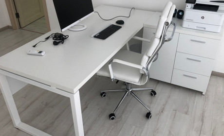 Як правильно вибрати комп’ютерний стіл