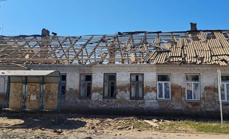 Російський окупант обстріляв спортивну школу та гімназію у Нікополі: ДніпроОДА