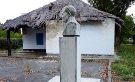 Від підриву ГЕС потерпають пам'ятки культури та історії