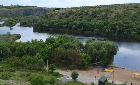 Чи можна купатися на южноукраїнському міському пляжі? Орієнтуйтесь по прапорцям