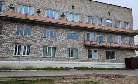 Другий поверх шосткинської дитячої лікарні перетворять на сучасне реабілітаційне відділення