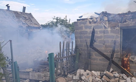 Мешканець Торецької громади поранений через російські атаки, є й нові руйнування