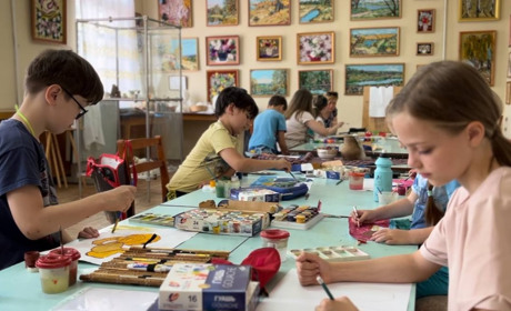 У Жовтих Водах відновила роботу художня студія Ярослава Милосердного: графік, вартість навчання