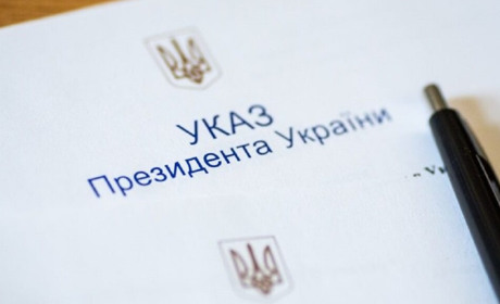 Своє професійне свято медпрацівники тепер відзначатимуть наприкінці липня - Указ Президента