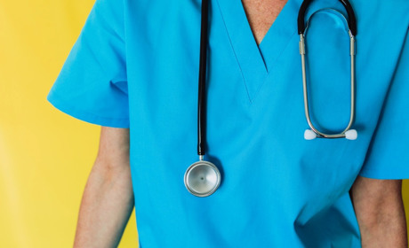 День медичного працівника в Україні перенесли: коли відзначатимуть