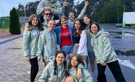 П’ять учнів Конотопської МАН представляють Україну у фіналі GENIUS Olympiad. Хто поїхав в США